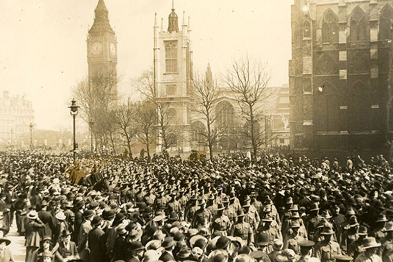 Australian troops march through London on ANZAC Day 1916. | Image - Museums Victoria Collection